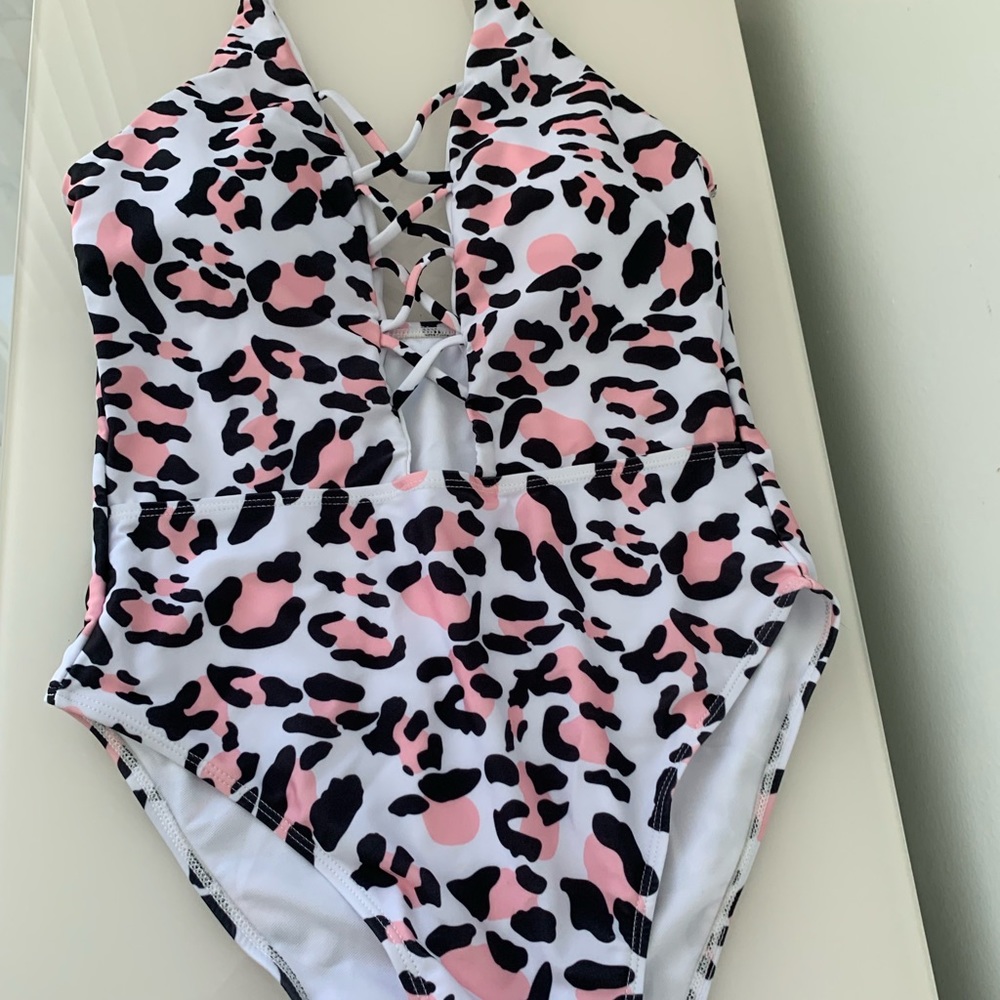 Leopard print 1 piece swimsuit
